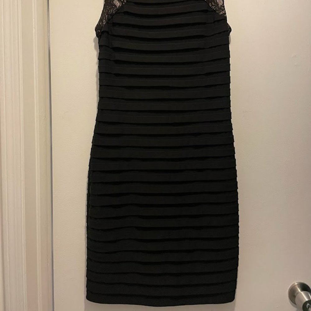 Black Dress - Picture 3 of 4